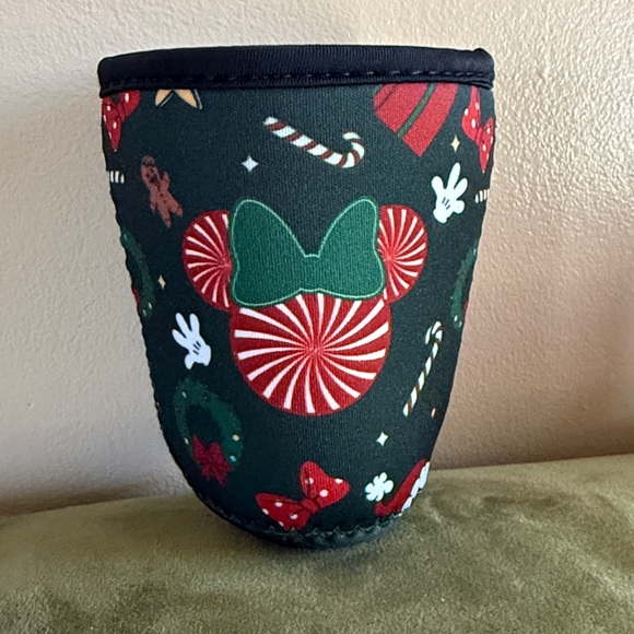 . Other - Minnie Mouse Holiday Neoprene Cup Sleeve